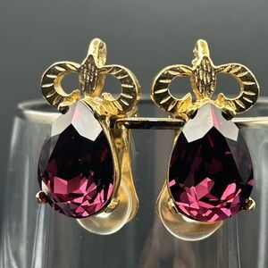 Vintage Oscar de la Renta Amethyst Shade Gold Teardrop Earrings
